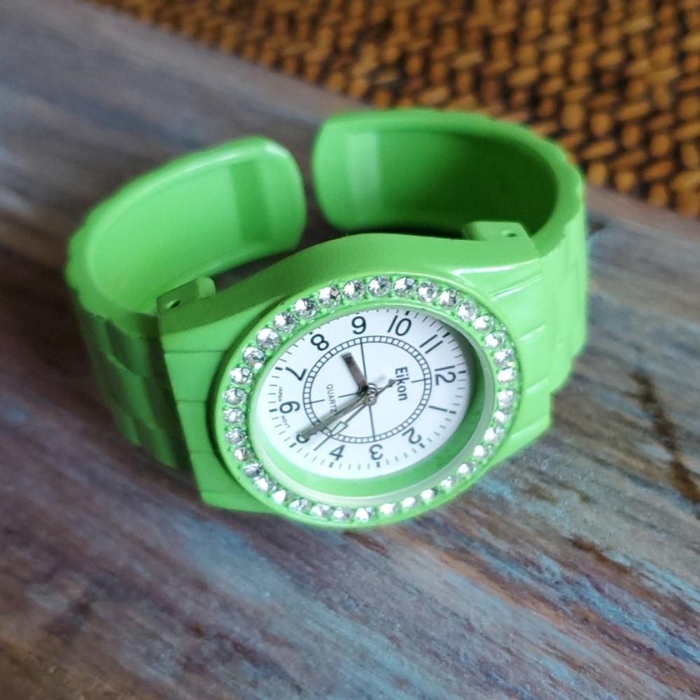 Eikon bracelet watch